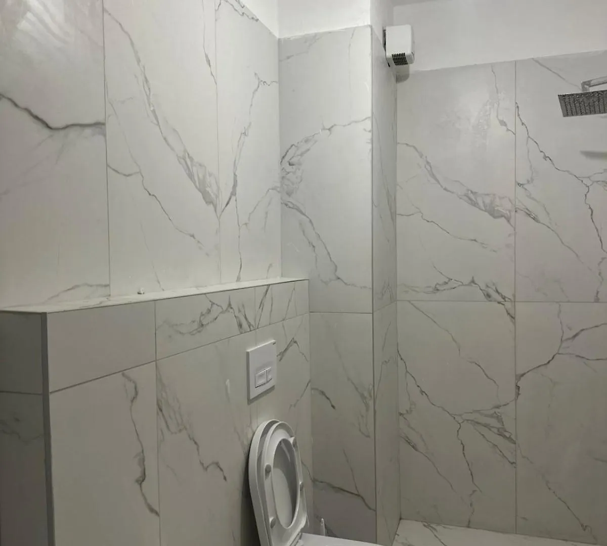 Tirana Comfort Living